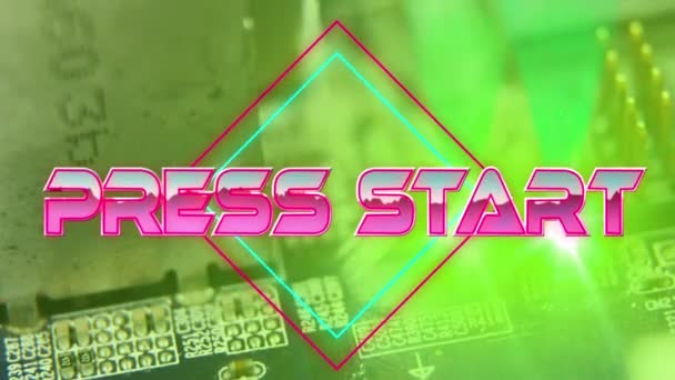 Tekan Start Teks Kotak Neon Terhadap Penutupan Koneksi Mikroprosesor Motherboard — Stok Video