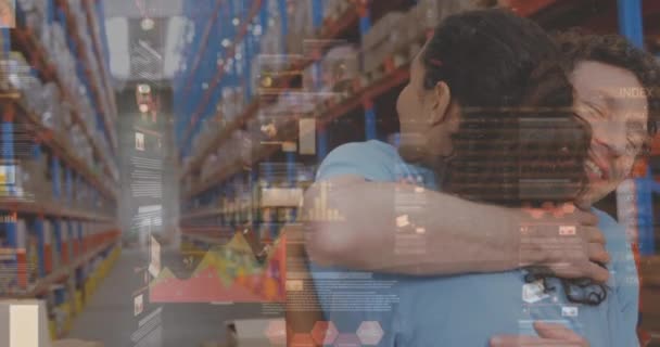 动画的数据处理人员在仓库中拥抱 全球航运 交付和连接概念数字生成视频 — 图库视频影像