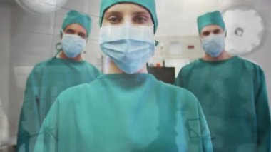 Hastanedeki ameliyathanedeki cerrah takımının portresi yürüyen insanların hızlandırılmış görüntülerine karşı. Sağlık ve Tıp Konsepti