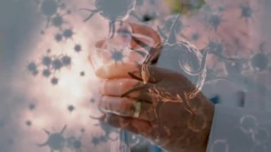 Laboratuvarda çalışan sağlık çalışanlarının orta kesimine karşı yüzen çoklu çoklu çoklu çoklu 19 hücre. Coronavirus covid-19 salgın konsepti