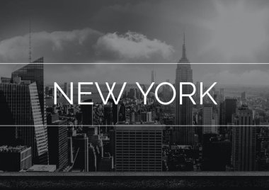 Şehir manzarası üzerinden New York metninin kompozisyonu. dijital olarak oluşturulmuş çevrimiçi tanıtım iletişimi konsepti.