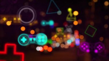 Bokeh ışıkları üzerinde titreşen neon video oyunu dijital arayüzü animasyonu. Video oyunu, eğlence ve iletişim konsepti dijital olarak oluşturuldu.