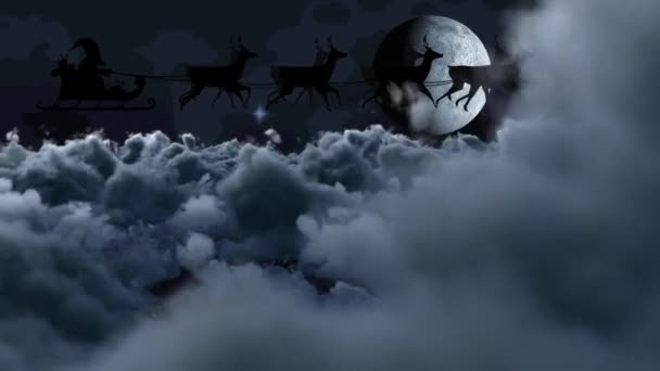 Noel Baba Nın Kızakta Bulutların Ayın Üzerinde Ren Geyikleriyle Canlandırılması — Stok video