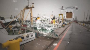İHA ve tersane üzerinden bağlantı ağının animasyonu. küresel gönderim, iş, dijital arayüz, teknoloji ve ağ konsepti dijital olarak oluşturulmuş video.