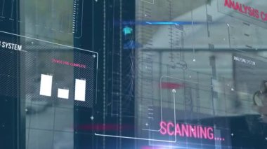 Akıllı telefon kullanan adamın istatistik ve veri işleme animasyonu. Dijital arayüz, bağlantılar ve teknoloji konsepti dijital olarak oluşturuldu.