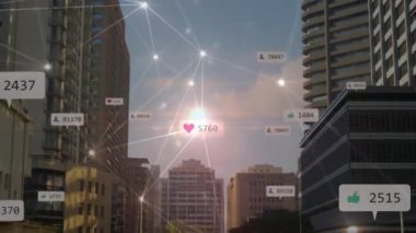 Şehir manzarası üzerindeki bağlantı ağının animasyonu. küresel dijital arayüz, teknoloji ve bağlantılar konsepti dijital olarak oluşturulmuş video.