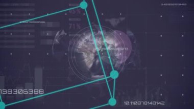 Veri işleme üzerinden bağlantı ağının animasyonu. küresel sosyal medya, bağlantılar ve dijital arayüz konsepti dijital olarak oluşturulmuş video.