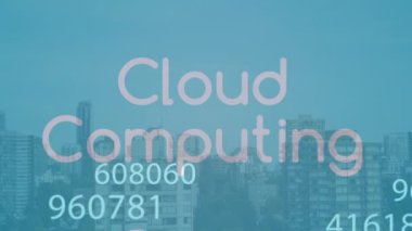 Bulut hesaplama metninin animasyonu, bulut ve medya simgeleri ve veri işleme, mavi üzerinde. küresel iletişim ağı, dijital arayüz ve veri paylaşım konsepti dijital olarak oluşturulmuş video.