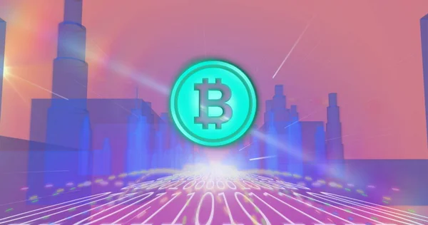 Kép Pénzügyi Adatok Feldolgozása Bitcoin Szimbólum Felett Bináris Kódolás Cityscape — Stock Fotó