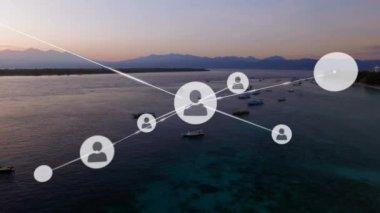 Manzara üzerindeki simgelerle bağlantı ağının animasyonu. küresel çevrimiçi bağlantılar, dijital arayüz ve dijital olarak oluşturulan iletişim konsepti.