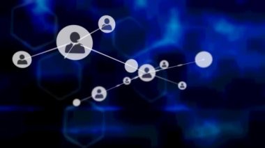 Mavi arkaplandaki bağlantı ağının canlandırılması. küresel iş, bağlantılar, veri işleme ve teknoloji konsepti dijital olarak oluşturulmuş video.