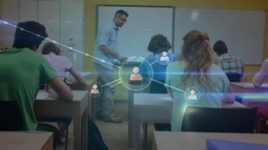 Öğrencilerin öğrenmesi üzerine bağlantı ağının animasyonu. küresel eğitim, dijital arayüz ve bağlantılar dijital olarak oluşturulmuş video konsepti.