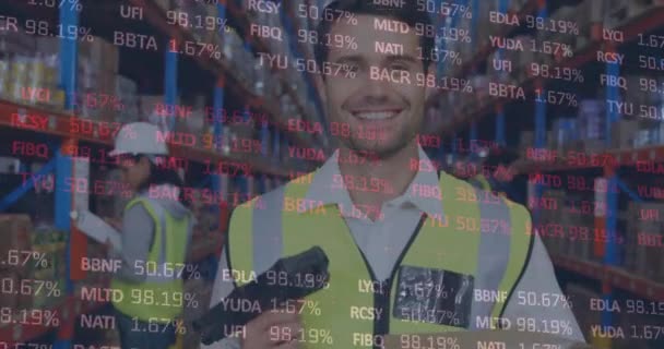Animering Ekonomisk Databehandling Över Man Och Kvinna Som Arbetar Lager — Stockvideo