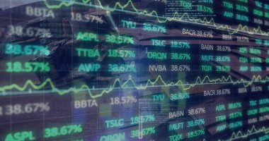 Çöp öğütücü sanayi sitesi üzerinden finansal veri işleme istatistik kaydı. Küresel finans ekonomisi çevre kavramı dijital olarak oluşturulmuş görüntü.