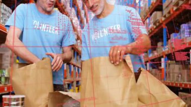 Depoda çalışan farklı insanların veri işleme animasyonları. küresel sevkiyat, dağıtım ve bağlantılar konsepti dijital olarak oluşturulmuş video.