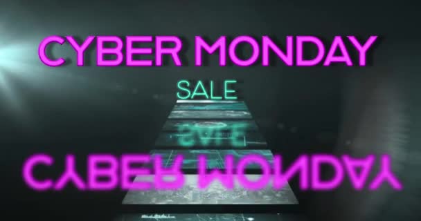 Animation Des Cyber Monday Verkaufstextes Über Bildschirme Mit Datenverarbeitung Online — Stockvideo