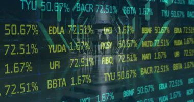 Ofiste yürüyen iş adamları yerine borsa animasyonu. küresel finans, iş ve dijital arayüz kavramı dijital olarak oluşturulmuş video.