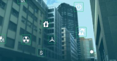 Dijital simgelerin şehir manzarası üzerinde canlandırılması. küresel dijital arayüz, veri işleme ve teknoloji konsepti dijital olarak oluşturulmuş video.