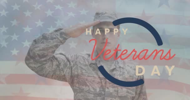 Animacja Tekstu Dnia Weteranów Nad Żołnierzem Amerykańską Flagą Patriotyzm Koncepcja — Wideo stockowe