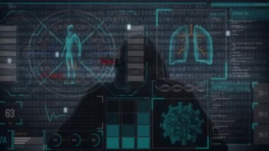 Bilgisayar korsanının veri işleme animasyonu. Çevrimiçi güvenlik, siber suç ve veri işleme kavramı dijital olarak oluşturulmuş video.