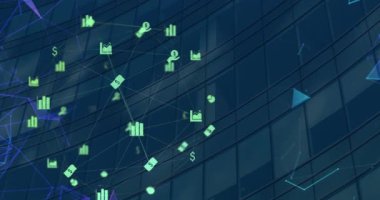 Şehir manzarası üzerindeki simgelerle bağlantı ağının animasyonu. ticari, ağ, bağlantılar, teknoloji ve dijital arayüz kavramı dijital olarak oluşturulmuş video.