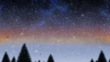 Kışın köknar ağaçlarının üzerine düşen kar animasyonu. Noel, kış ve kutlama konsepti dijital olarak oluşturuldu.