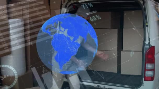 用纸板箱在送货员上方进行连接的全球动画 全球航运和连接概念数字生成视频 — 图库视频影像