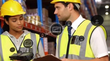 Depoda çalışan insanlar üzerindeki simgelerle bağlantılı ağların animasyonu. küresel gönderim ve bağlantılar konsepti dijital olarak oluşturulmuş video.