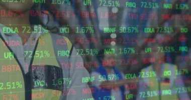 Depoda çalışan kadın hakkında istatistik ve finansal veri işleme animasyonu. küresel gönderim ve bağlantılar konsepti dijital olarak oluşturulmuş video.