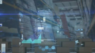 Depodaki taşıma bantlarındaki karton kutuların üzerinden geçen istatistiklerin animasyonu. küresel gönderim ve bağlantılar konsepti dijital olarak oluşturulmuş video.