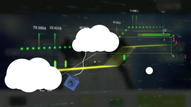 Animation Icône Des Nuages Sur Interface Numérique Traitement Des Données — Video