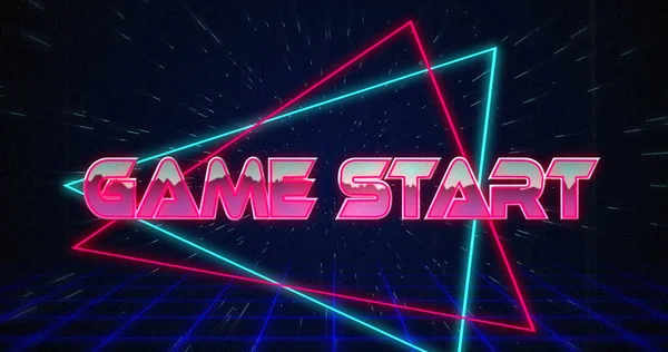 Afbeelding Van Retro Game Start Tekst Glitching Blauwe Rode Driehoeken — Stockfoto