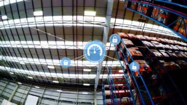 Deponun üzerindeki simgelerle bağlantı ağlarının animasyonu. küresel gönderim ve bağlantılar konsepti dijital olarak oluşturulmuş video.