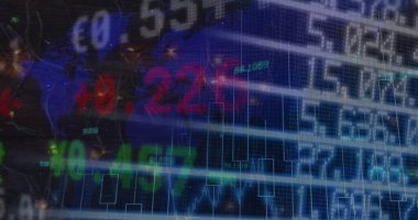 Dünya haritası üzerinden kara arka plana karşı borsa veri işleme dijital kompozit görüntü. küresel finans ve teknoloji kavramı
