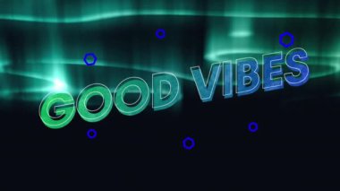 Bulutlu gece gökyüzü ve kuzey ışıkları üzerindeki güzel titreşimlerin animasyonu. arka plan sosyal medya ve iletişim konsepti dijital olarak oluşturulmuş video.