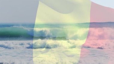 Denizde dalgalanan Belçika bayrağının animasyonu. seyahat, tatiller, vatanseverlik ve dijital olarak üretilen video konsepti.