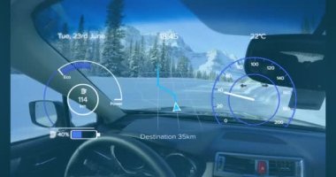 Şarj olan batarya ikonu ve hız göstergesiyle arayüzün animasyonu. Enerji, enerji ve yakıt teknolojisi dijital arayüz konsepti dijital olarak oluşturulmuş video.