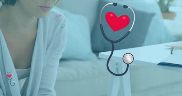 Animación Corazones Estetoscopios Sobre Paciente Doctora Consulta Servicios Médicos Investigación — Vídeos de Stock