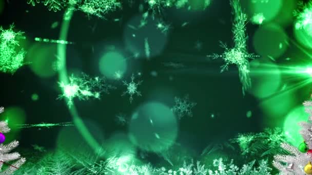 Animation Von Weihnachtsbäumen Über Schnee Der Auf Grünem Hintergrund Fällt — Stockvideo
