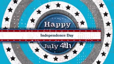 Dönen dairelerdeki yıldızlara karşı Mutlu Bağımsızlık Günü yazılı afişi üzerindeki noktalar. Amerikan bağımsızlık günü konsepti