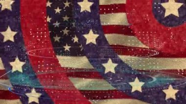 Bize bayrak sallamaya karşı dönen dairelerde birden fazla yıldız üzerinde çoklu radarlar. Amerikan bağımsızlık günü konsepti