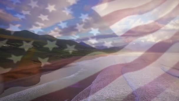 在海滩上飘扬的美国国旗的动画 爱国主义和庆祝概念数字制作的录像 — 图库视频影像