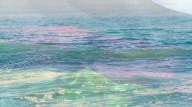 Denizde dalgalanan Hollanda bayrağının animasyonu. seyahat, tatiller, vatanseverlik ve dijital olarak üretilen video konsepti.