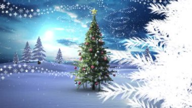 Kış mevsiminde gökyüzündeki bulutlara karlar düşer. Noel şenliği ve kutlama konsepti