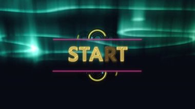 Bulutlu gece gökyüzü ve kuzey ışıkları üzerinde başlangıç metninin canlandırması. arka plan sosyal medya ve iletişim konsepti dijital olarak oluşturulmuş video.