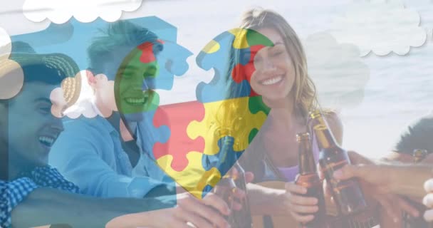 Animazione Pezzi Puzzle Colorati Cuore Amici Felici Bere Birra Alla — Video Stock