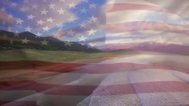 美国国旗飘扬在海景之上 爱国主义和庆祝概念数字制作的录像 — 图库视频影像