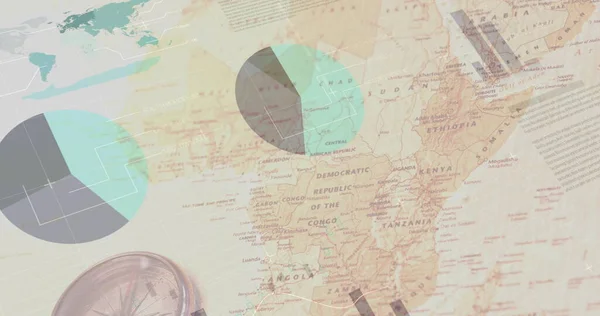 Obraz Wielu Wykresów Toczących Się Kompasie Leżącym Mapie Globalny Interfejs — Zdjęcie stockowe