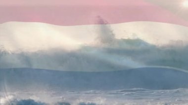 Denizde dalgalanan Hollanda bayrağının animasyonu. seyahat, tatiller, vatanseverlik ve dijital olarak üretilen video konsepti.