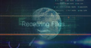 Dünya ve ızgara üzerinde veri işleme animasyonu. küresel teknoloji, bağlantılar ve dijital arayüz konsepti dijital olarak oluşturulmuş video.